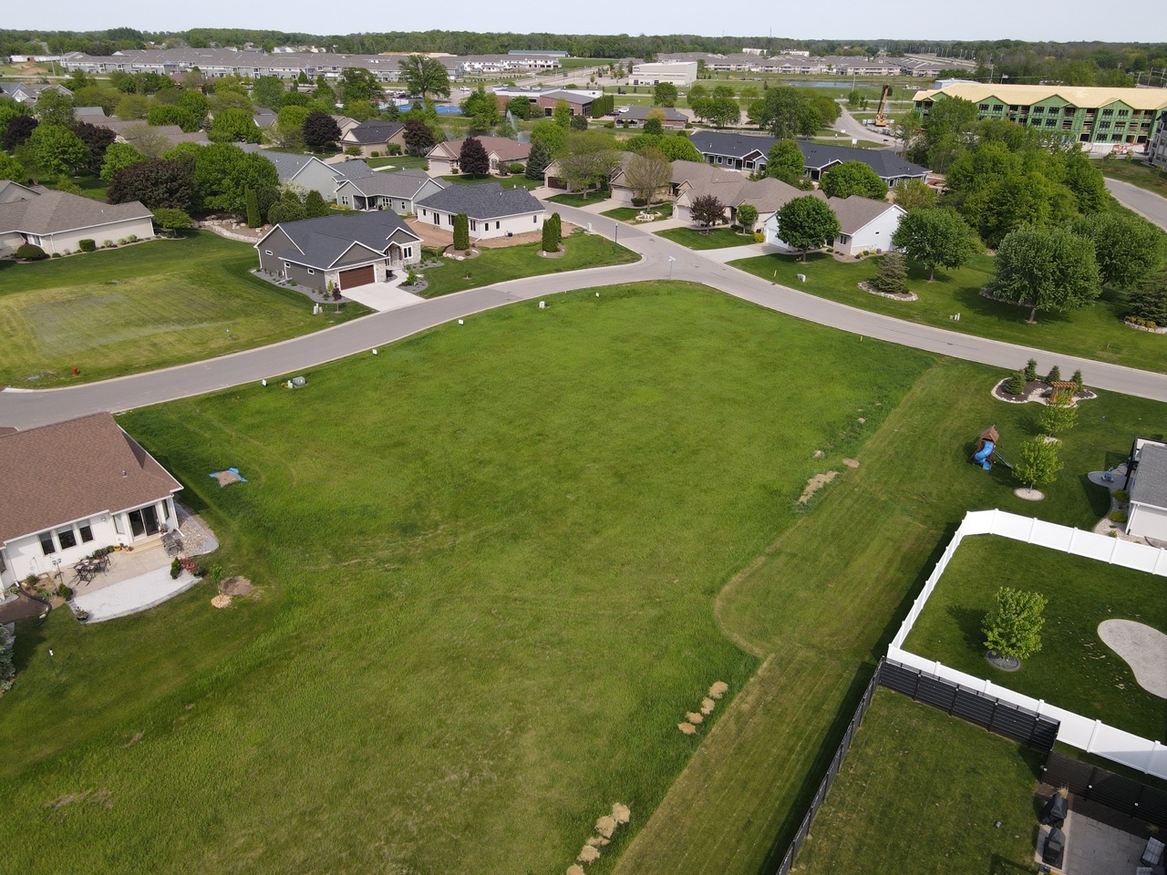 Lot 2 CSM 3510 Place